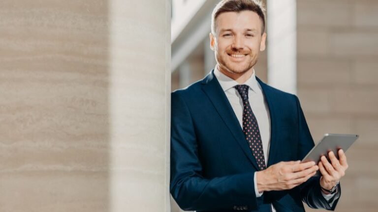 Zadowolony przedsiębiorca